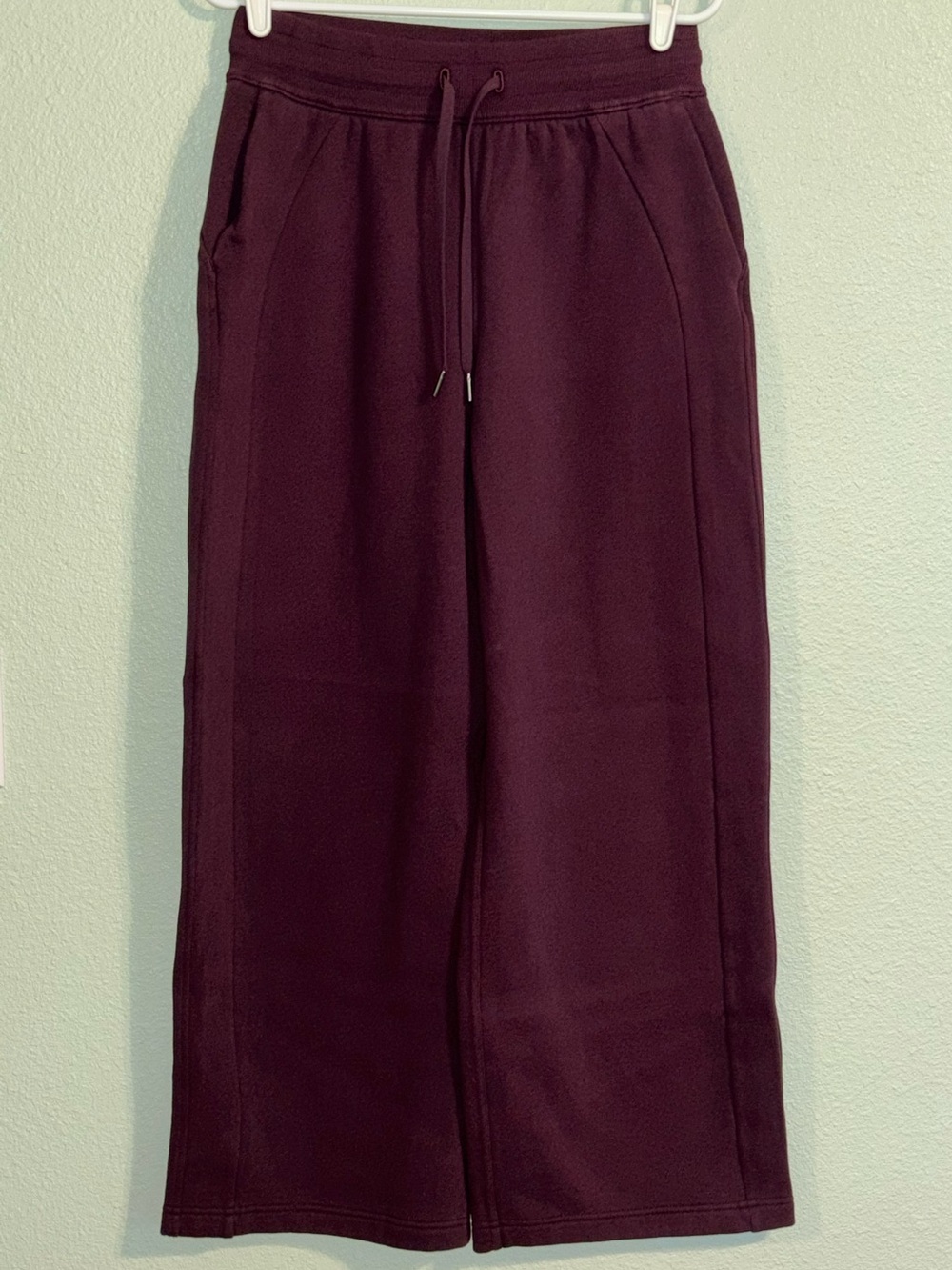 Lululemon Scuba wide leg pans Black Plum small - Picture 3 of 10